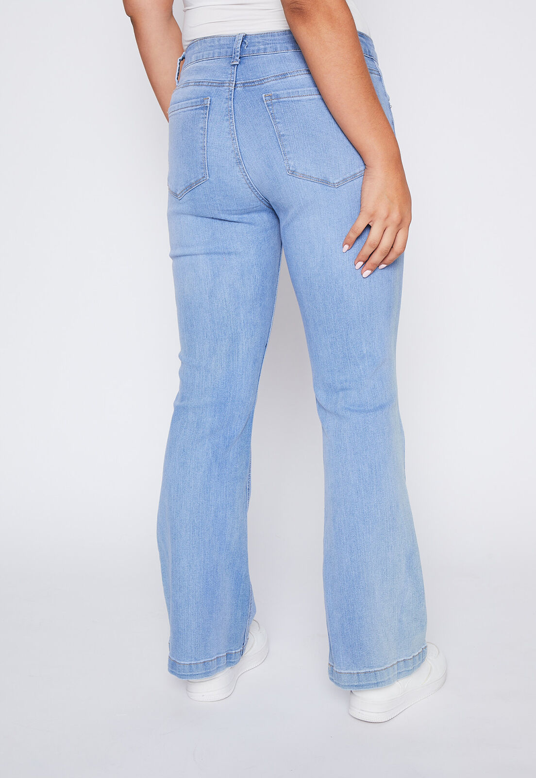 Jeans Mujer Celeste Flare Botones Family Shop