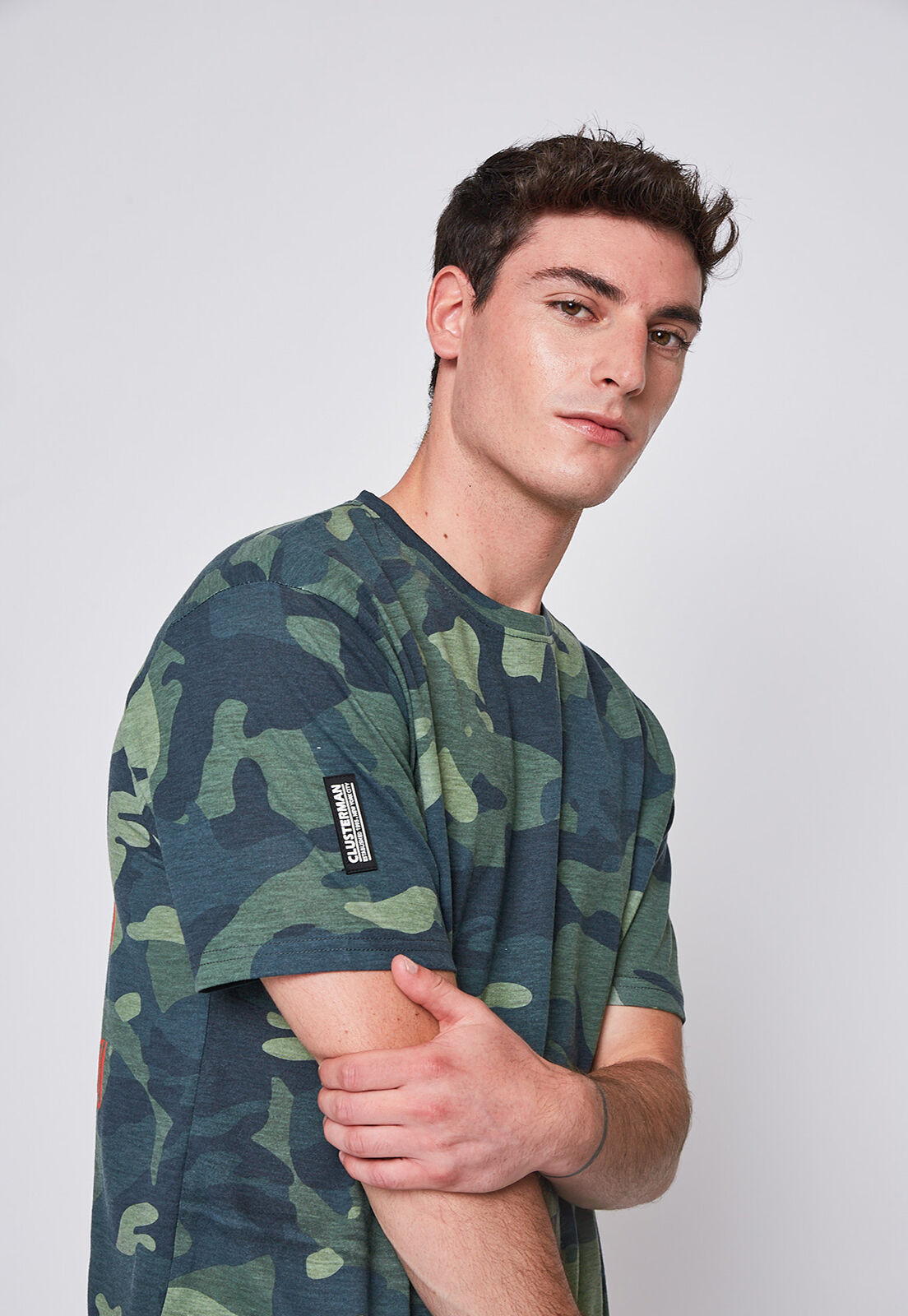 Polera best sale camuflada hombre
