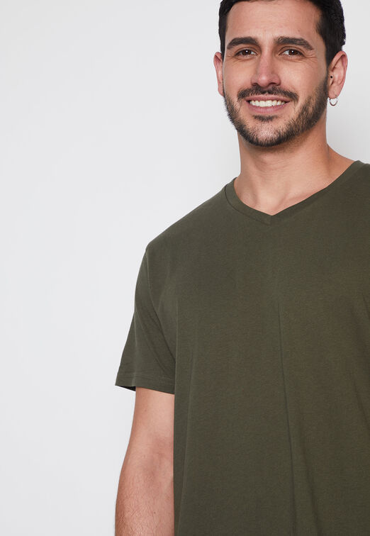 Polera Hombre Verde Basic Cuello V Family Shop