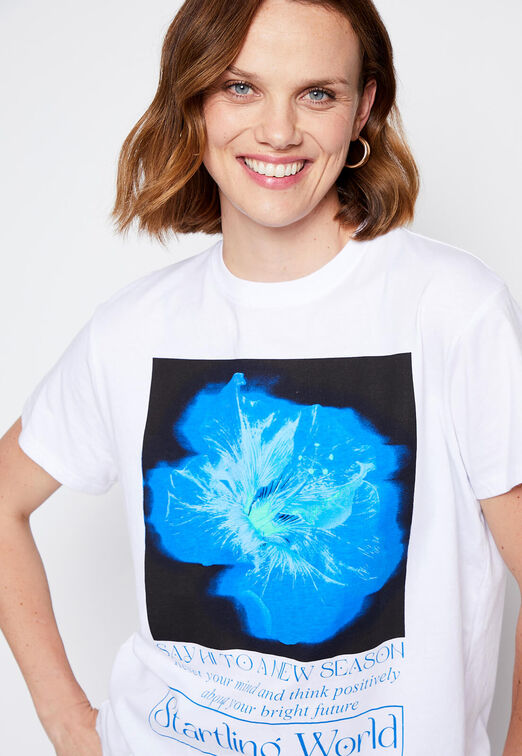 Polera Manga Corta Startling World Blanco Family Shop