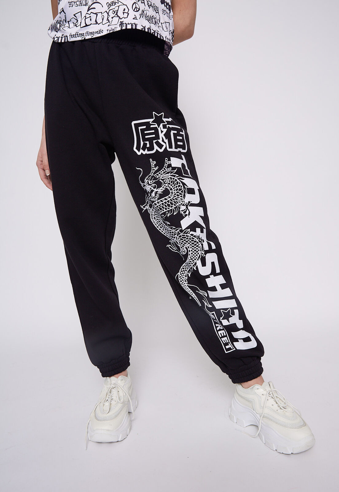 Pantalon buzo clearance negro mujer