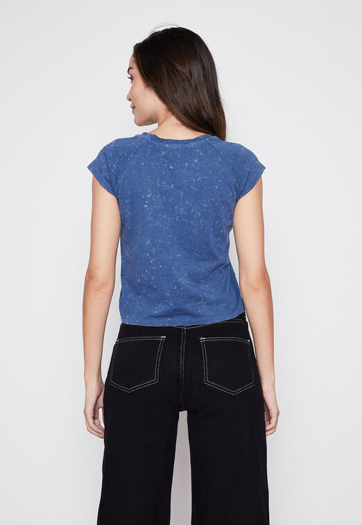 Polera Mujer Azul Crop Letras Family Shop