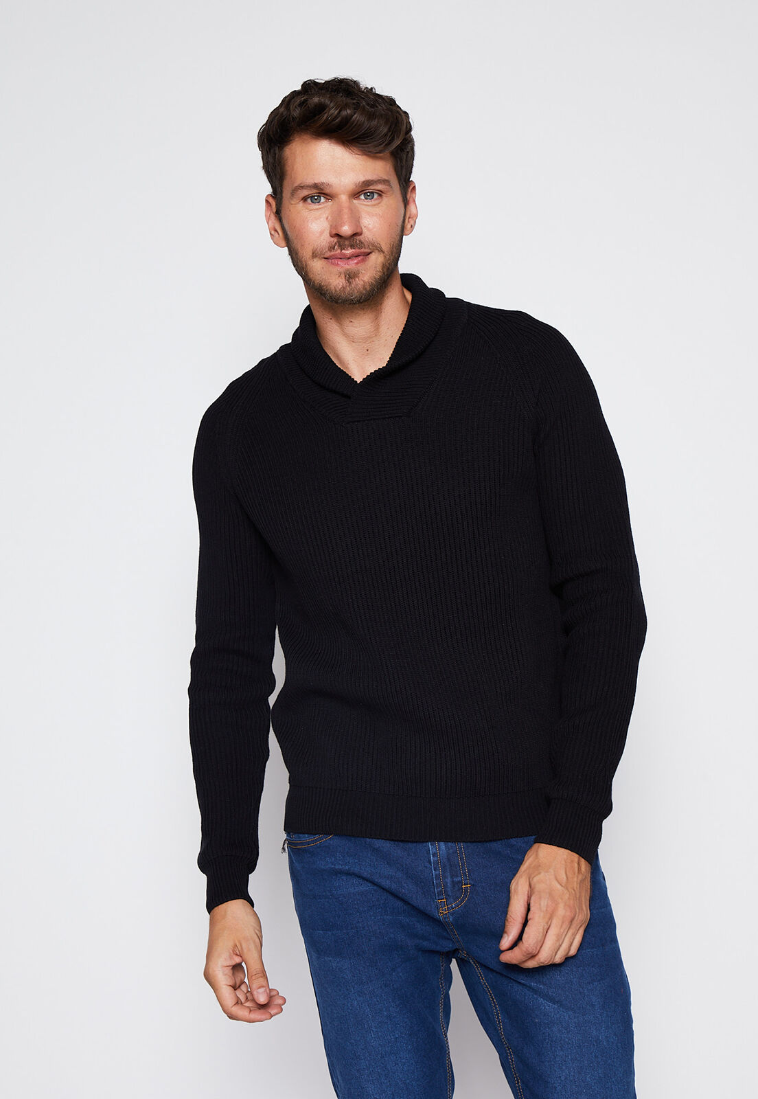 Sueter hombre cuello clearance cruzado