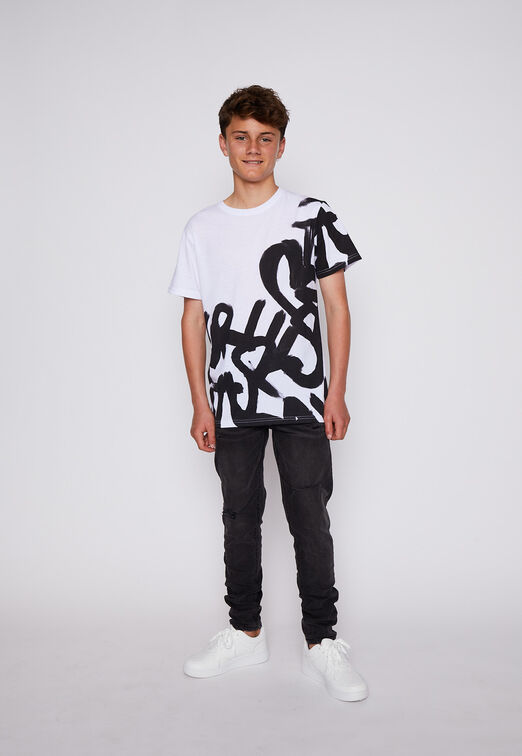 Polera Graffiti Letras B&N Blanco Family Shop