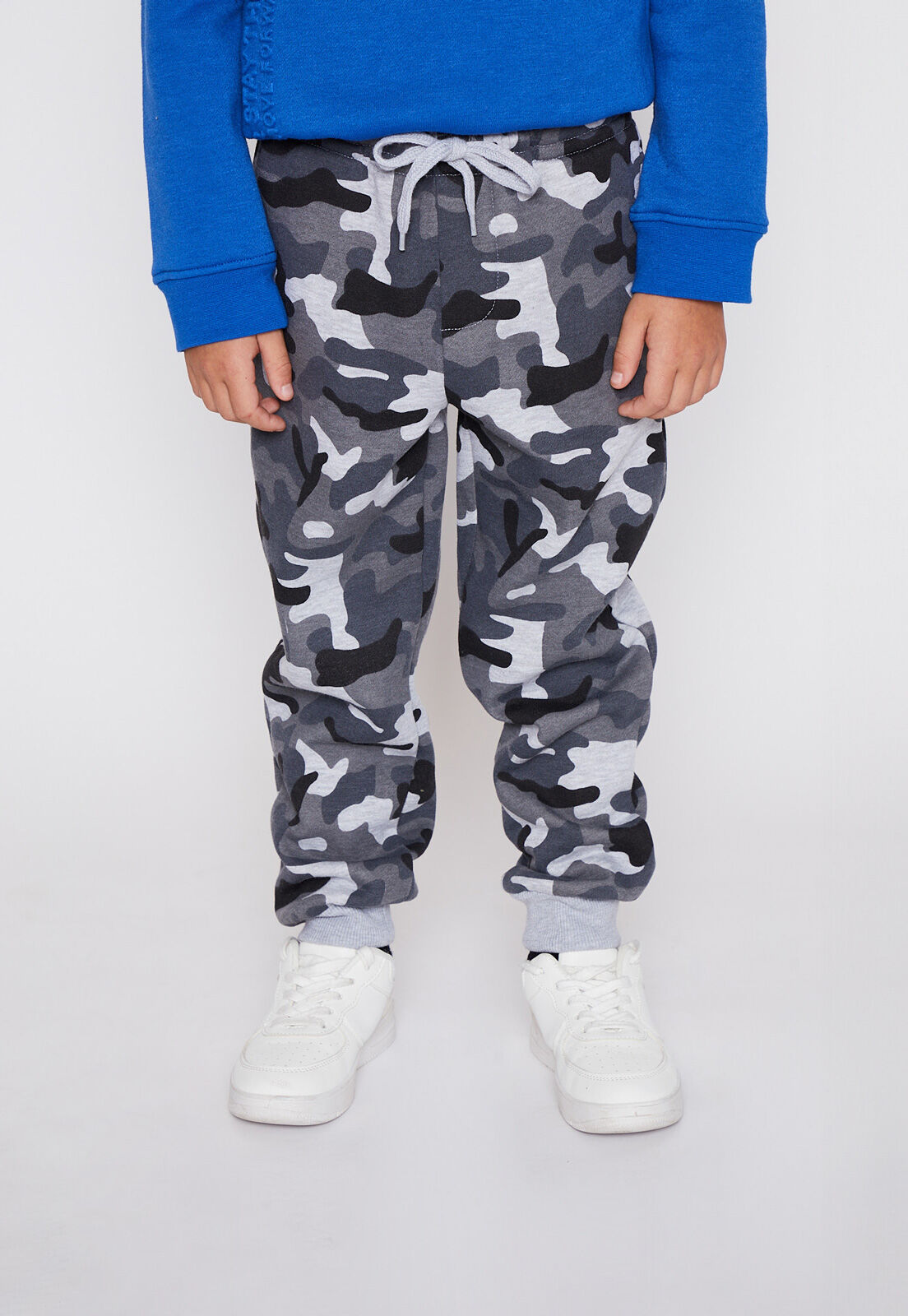 Family Shop Tu tienda online FamilyShop Compre Pantalon Buzo Nino Gris Militar Bi Color Family Shop Por CLP 2990 FamilyShop