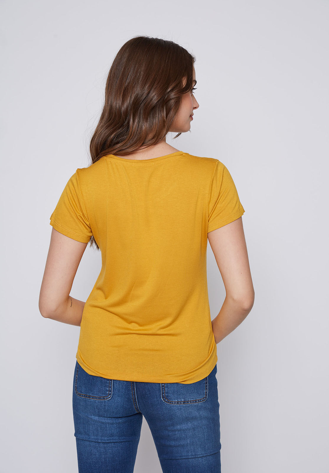 Polera mostaza store mujer