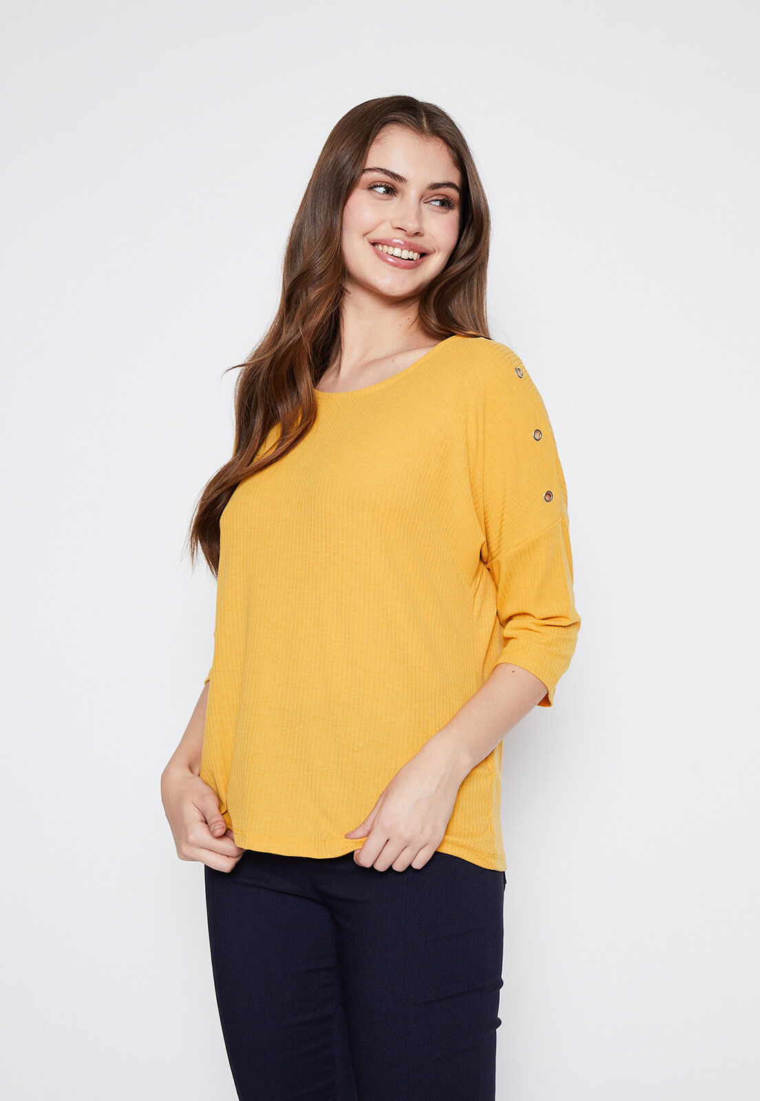 Polera color mostaza mujer sale