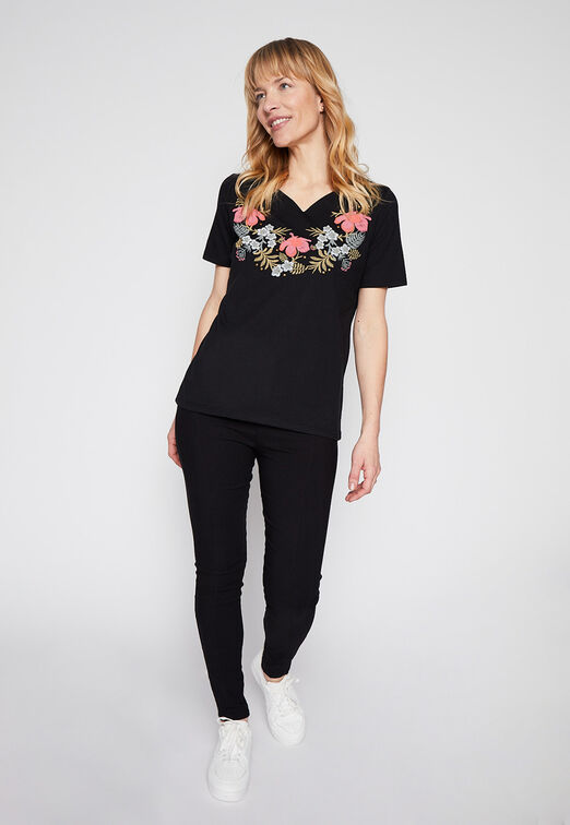 Polera Bord Flores Negro Family Shop