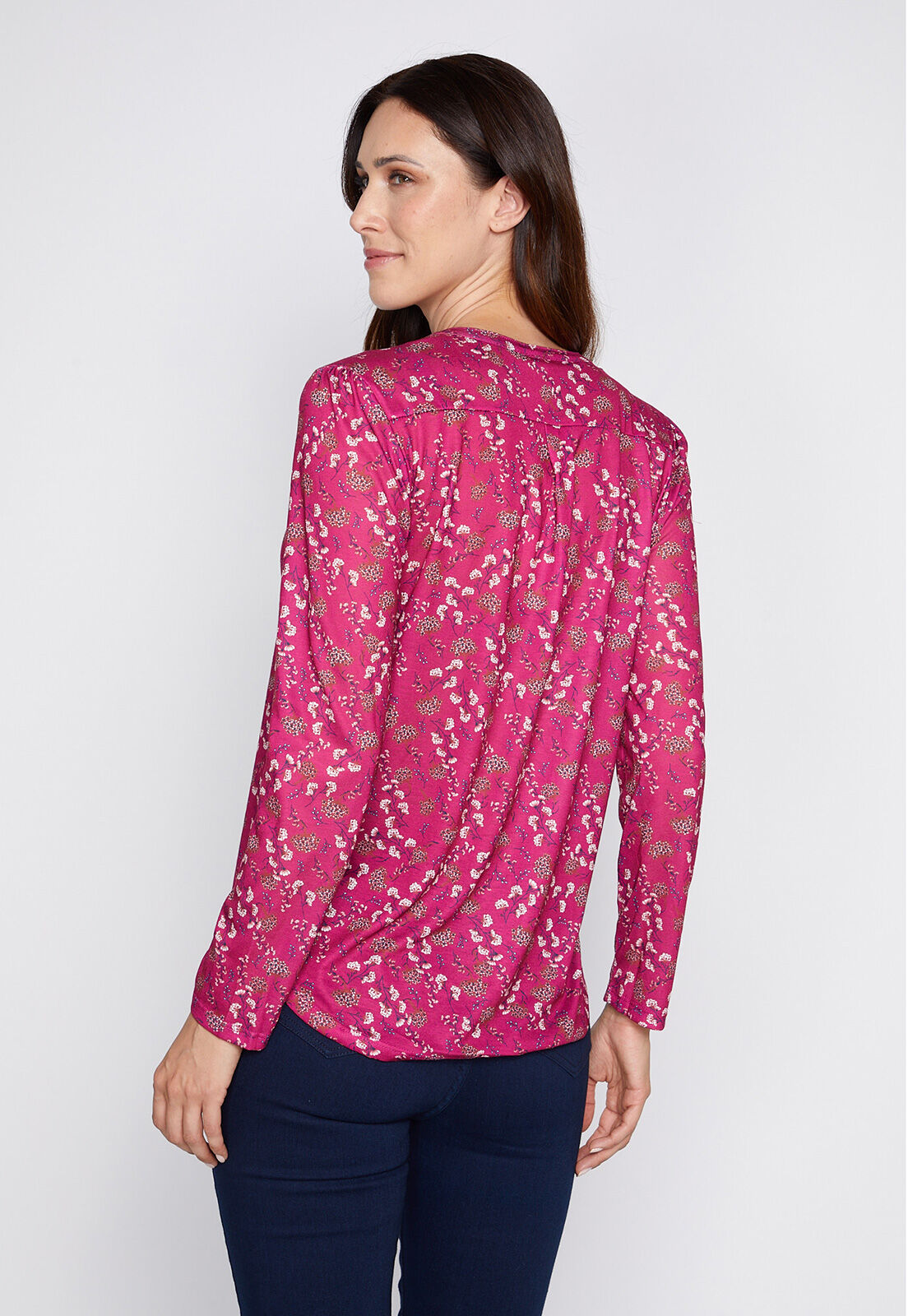 Family store shop blusas